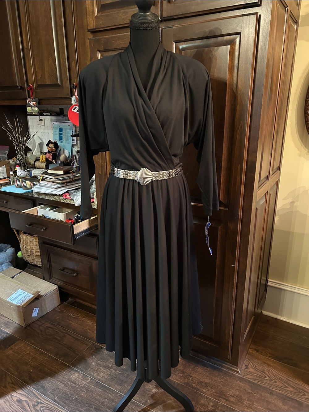 NWT Willi of California Sz 10 Wrap Style Long Sleeve Swing Dress